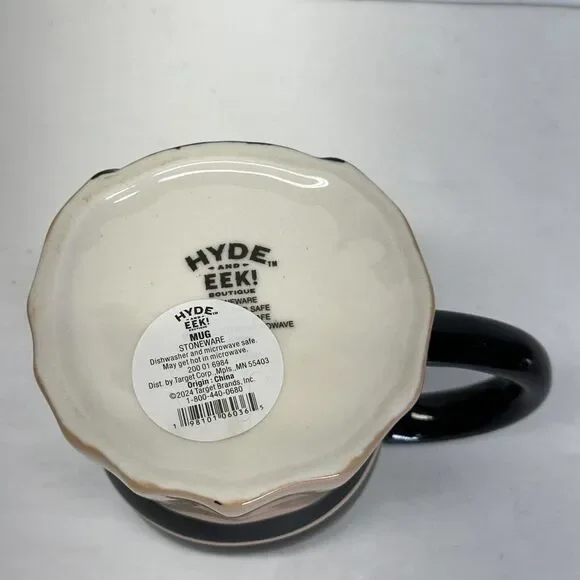 Hyde & EEK Boutique Halloween Stoneware Figural Vampire Mug - 15 oz 2024 - Picture 3 of 3